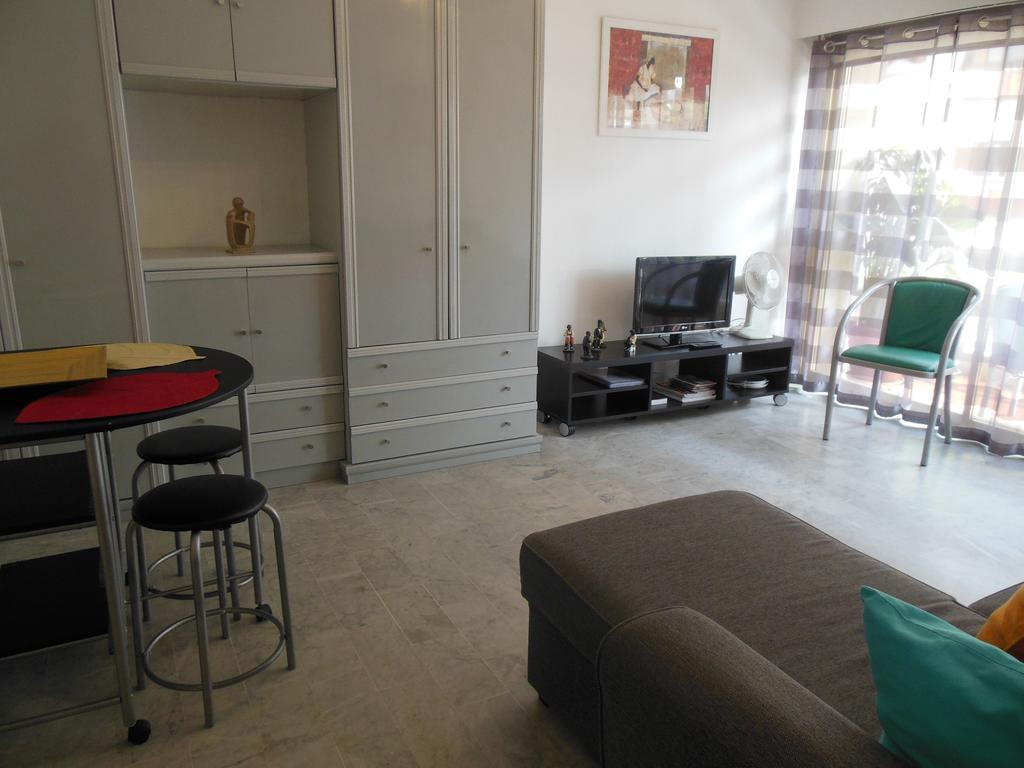 Appartement Silver La Regence Juan-les-Pins Oda fotoğraf
