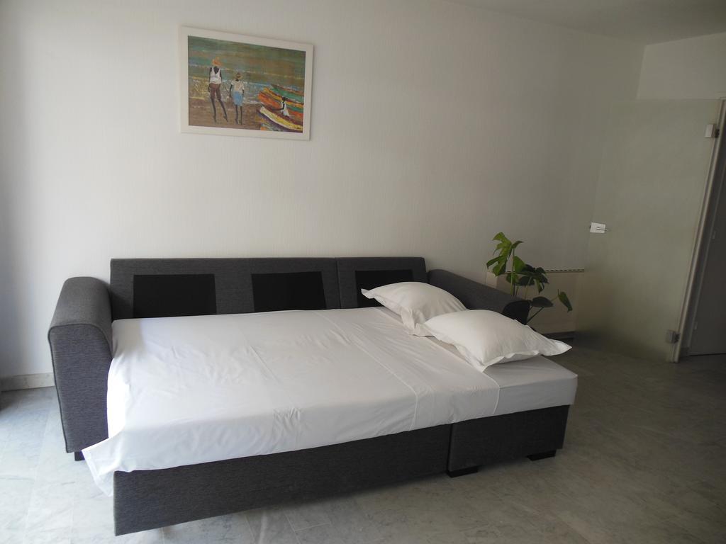 Appartement Silver La Regence Juan-les-Pins Oda fotoğraf
